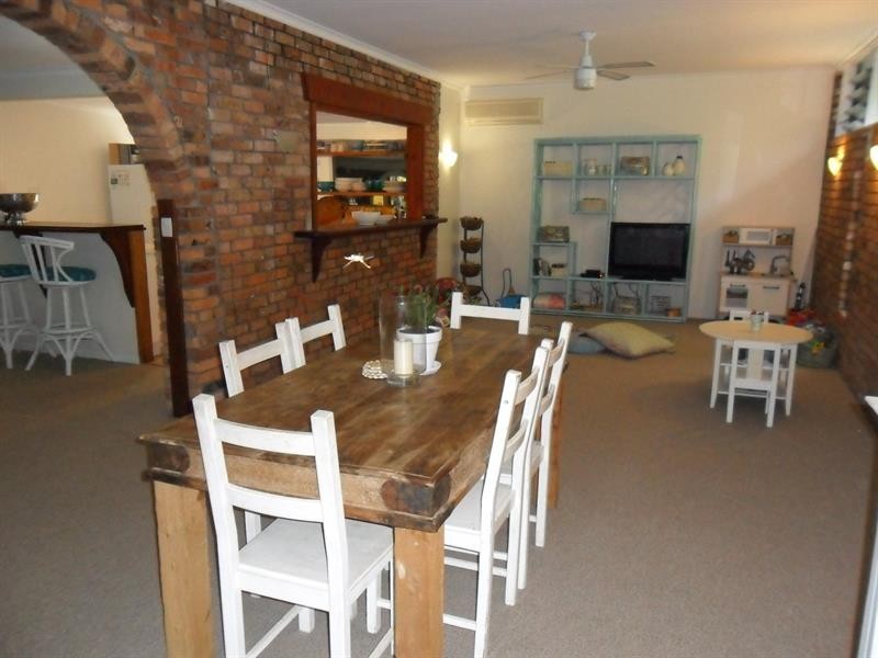 13  The Lakes Way, Elizabeth Beach NSW 2428