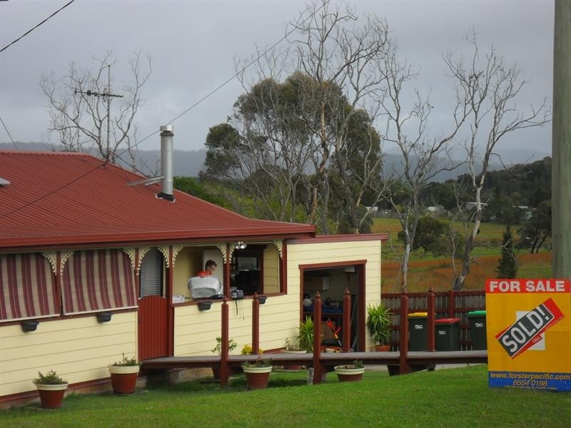 2 Burranjurra Ave, Pacific Palms NSW 2428