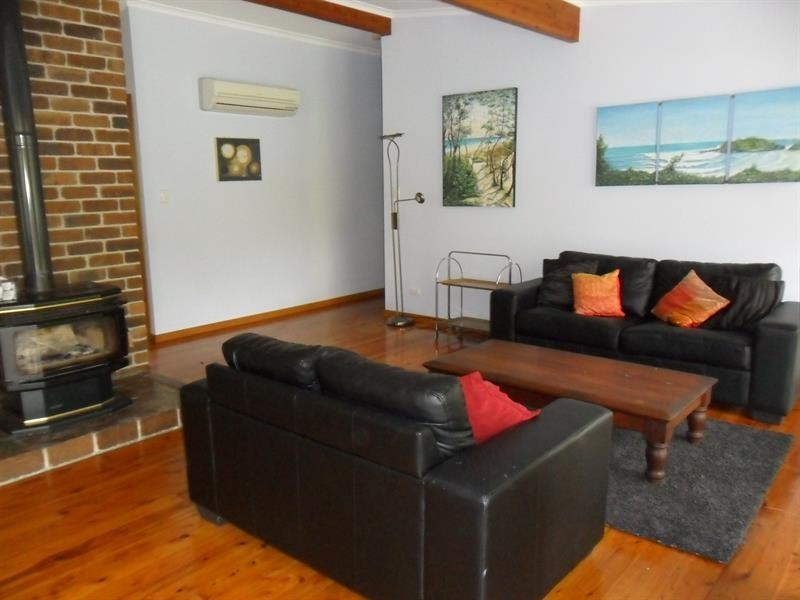 15 The Lakes Way, Smiths Lake NSW 2428