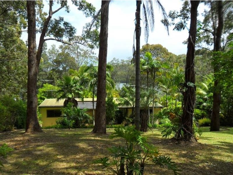15 The Lakes Way, Smiths Lake NSW 2428