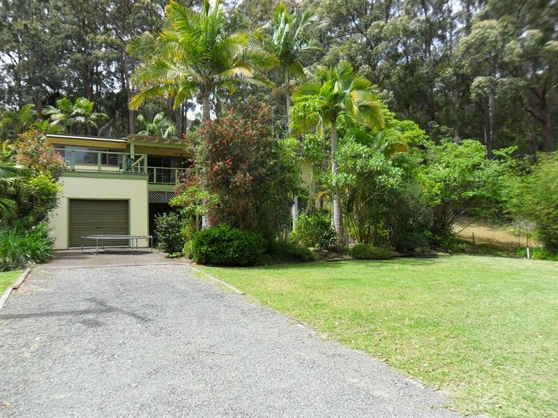 15 The Lakes Way, Smiths Lake NSW 2428