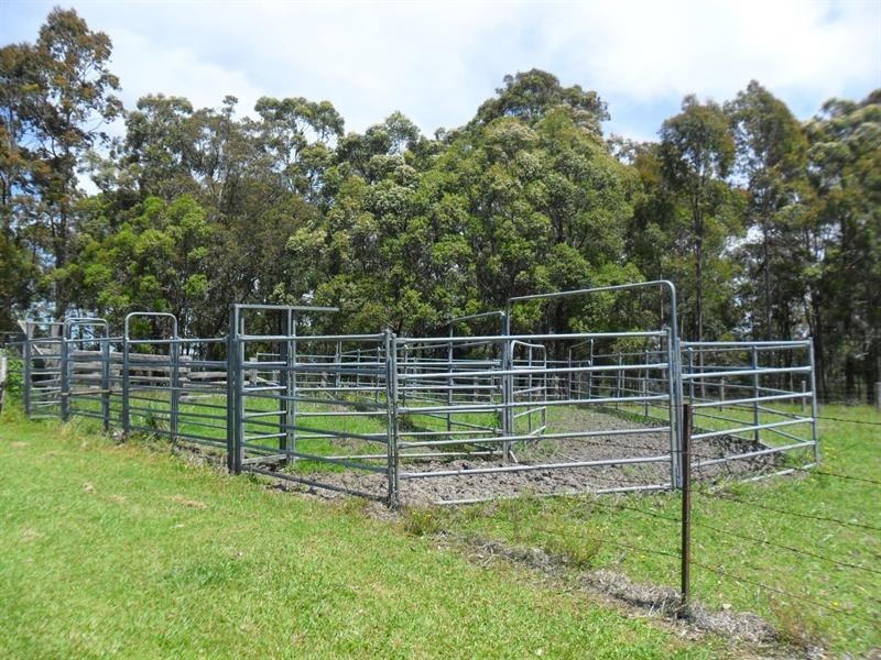 1717 The Lakes Way, Topi Topi NSW 2423