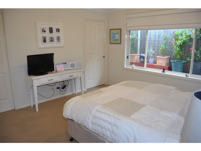 2/24 Pioneer Dr, Forster NSW 2428