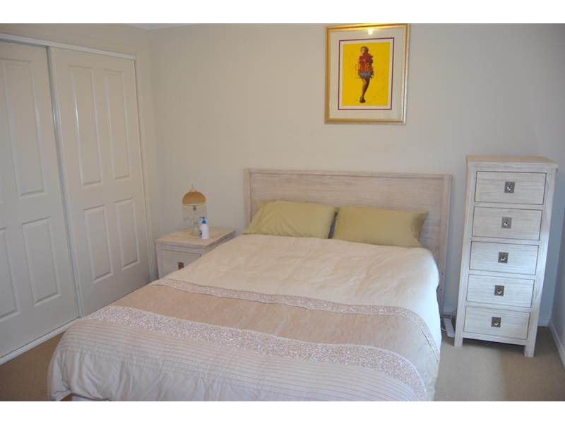 2/24 Pioneer Dr, Forster NSW 2428