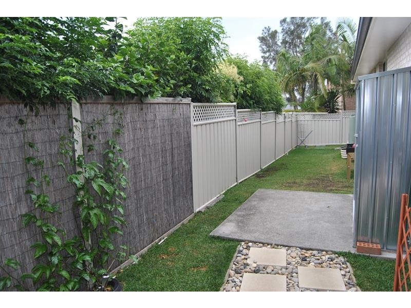 2/24 Pioneer Dr, Forster NSW 2428