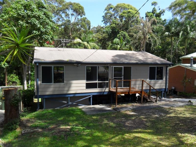 44 Macwood Road, Smiths Lake NSW 2428