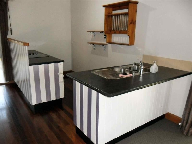 33 Kamarooka  St, Coomba Park NSW 2428