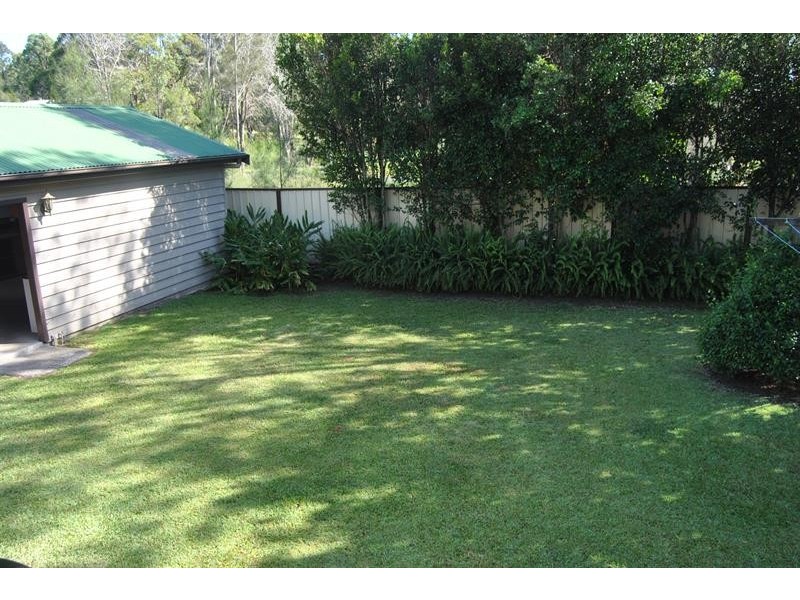33 Kamarooka  St, Coomba Park NSW 2428