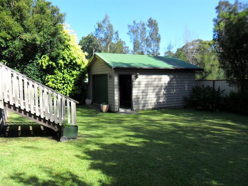 33 Kamarooka  St, Coomba Park NSW 2428