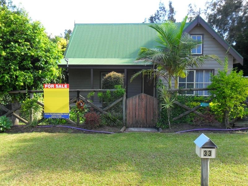 33 Kamarooka  St, Coomba Park NSW 2428