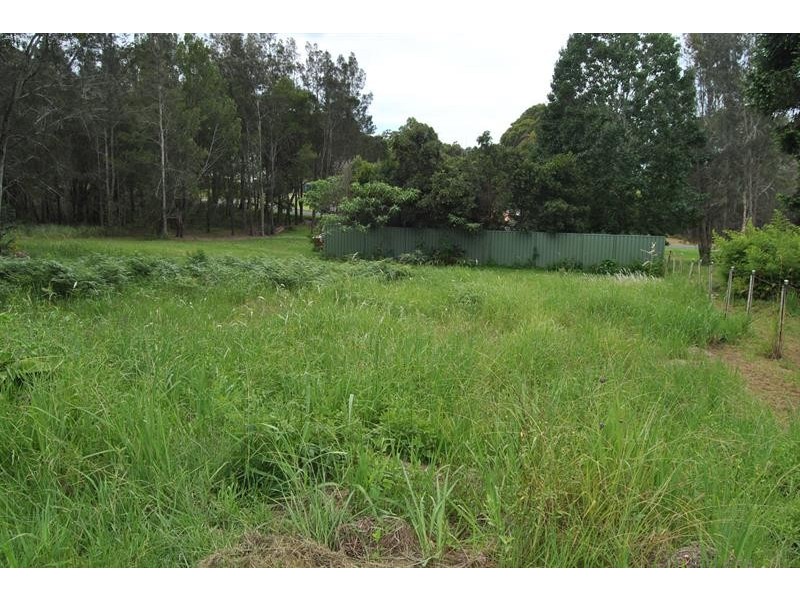 27 Kamarooka St, Coomba Park NSW 2428