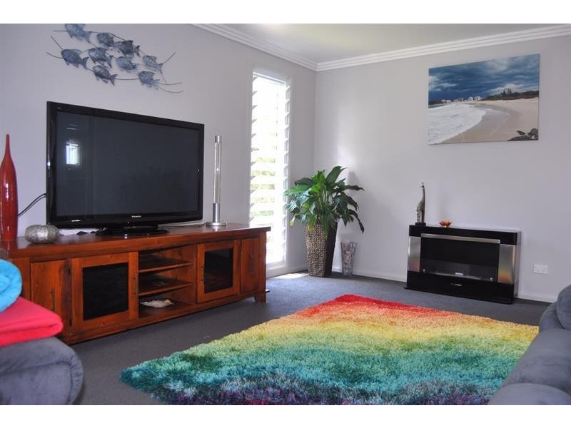 10 Harcourt Cres, Smiths Lake NSW 2428