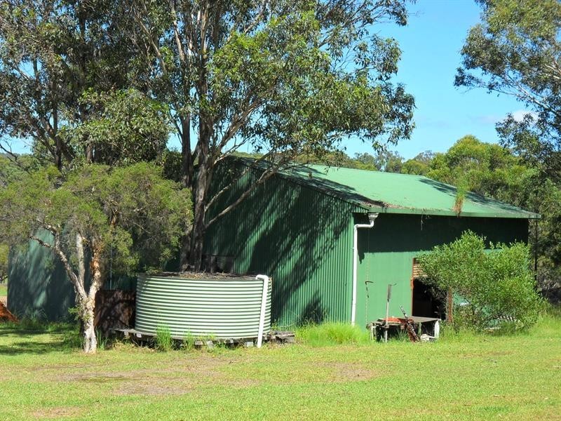1807 Coomba Rd, Coomba Bay NSW 2428