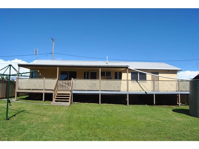 39 Wangaree St, Coomba Park NSW 2428