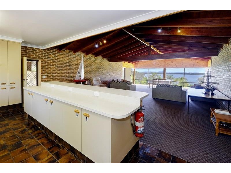 33 Attunga Pl, Coomba Park NSW 2428