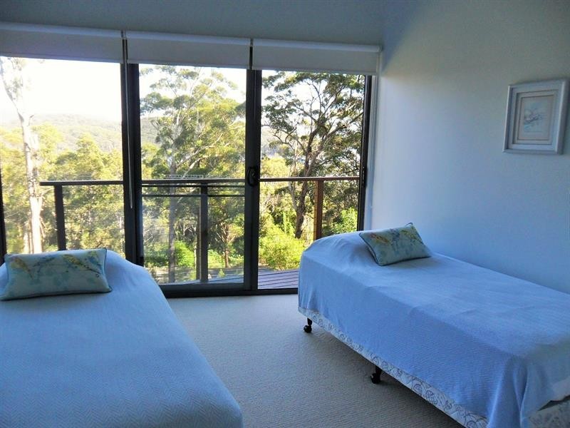 3880 The Lakes Way, Blueys Beach NSW 2428