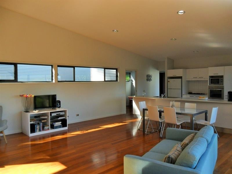 3880 The Lakes Way, Blueys Beach NSW 2428