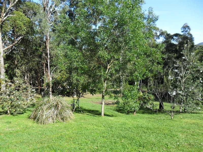3880 The Lakes Way, Blueys Beach NSW 2428