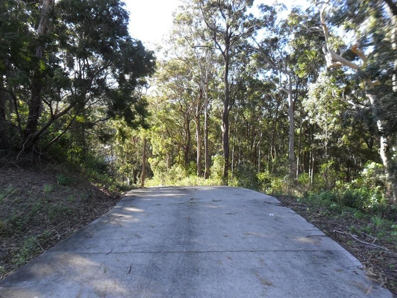 13 Ridgeline Ct, Elizabeth Beach NSW 2428