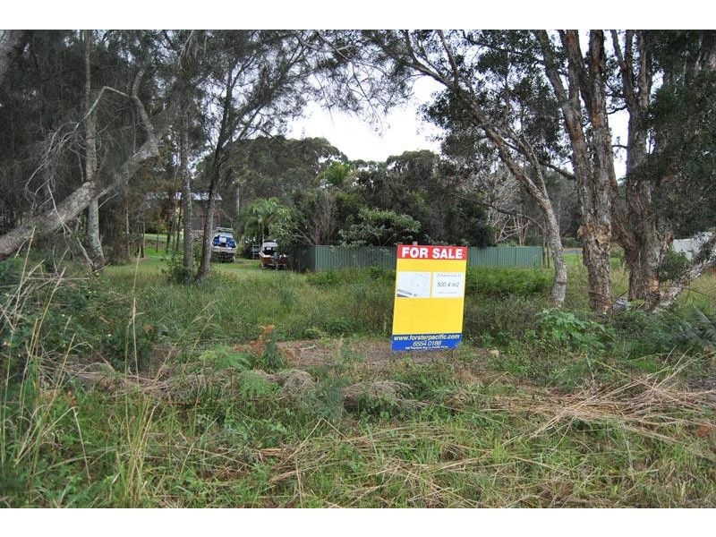 25 Kamarooka St, Coomba Park NSW 2428
