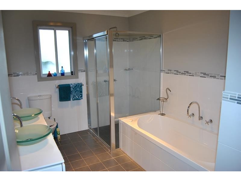 20  Phillip Rd, Smiths Lake NSW 2428