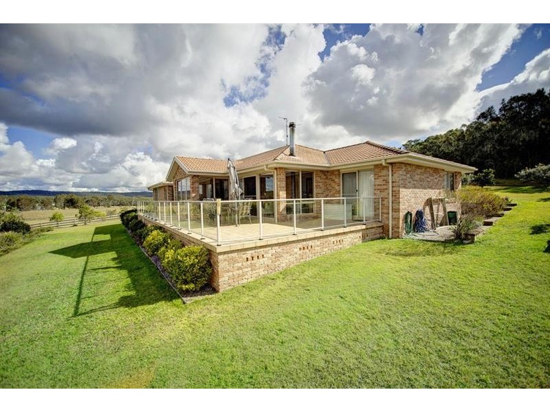 38 Burraneer Rd, Coomba Bay NSW 2428
