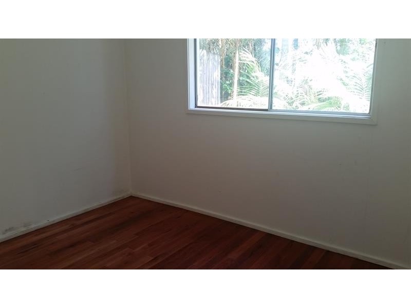 4 Crown Cl, Tarbuck Bay NSW 2428