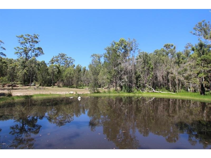 86 Ede Dr, Coomba Bay NSW 2428