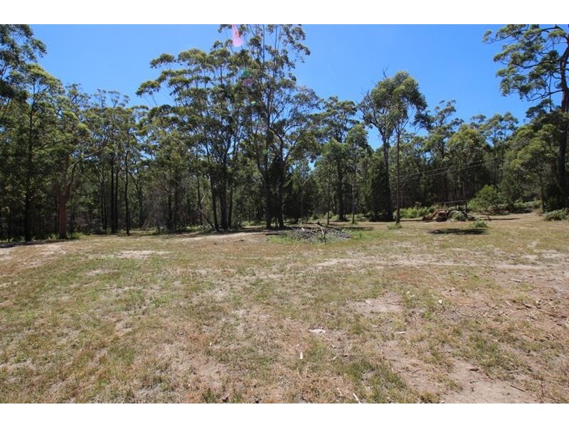 86 Ede Dr, Coomba Bay NSW 2428