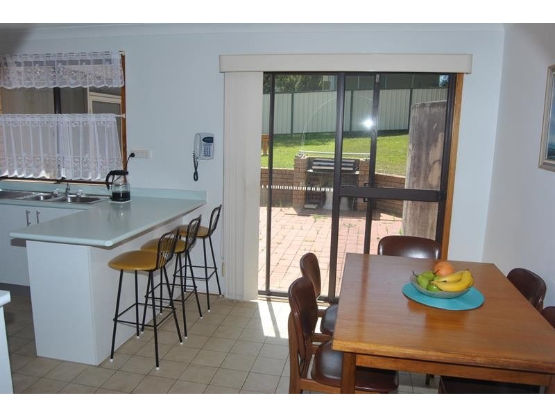 28 Tallawalla St, Coomba Park NSW 2428