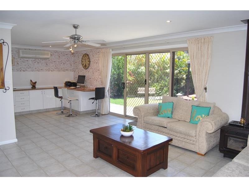 9 Wangaree St, Coomba Park NSW 2428