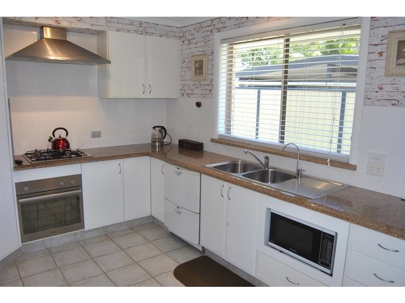 9 Wangaree St, Coomba Park NSW 2428