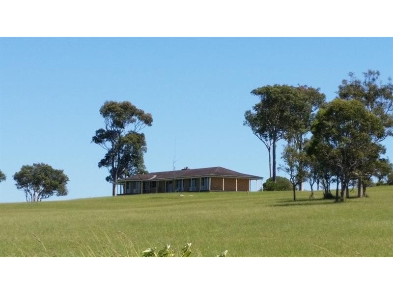 41 Burraneer Rd, Coomba Bay NSW 2428