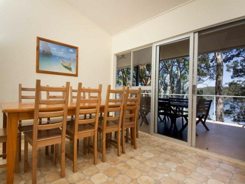 89 Amaroo Dr, Smiths Lake NSW 2428