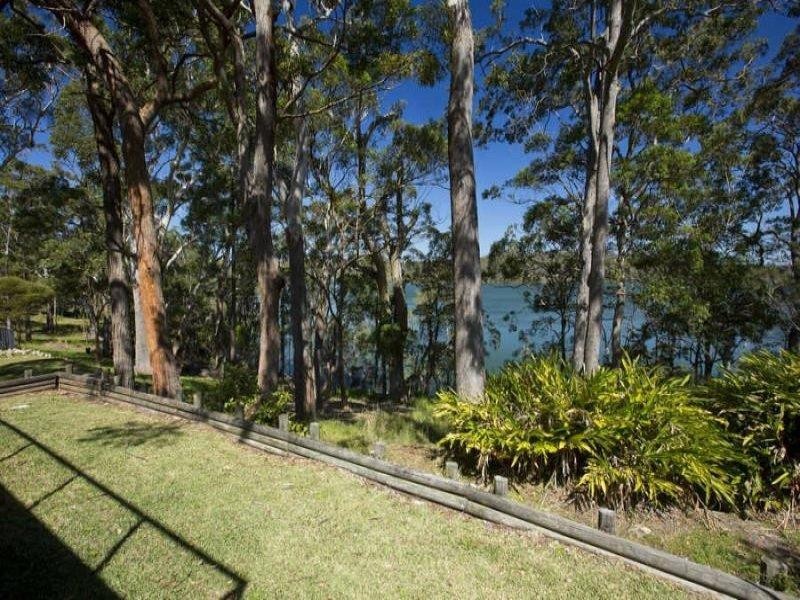 89 Amaroo Dr, Smiths Lake NSW 2428