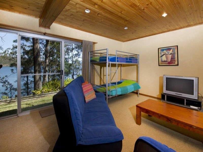 89 Amaroo Dr, Smiths Lake NSW 2428