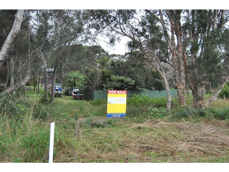 25 Kamarooka St, Coomba Park NSW 2428