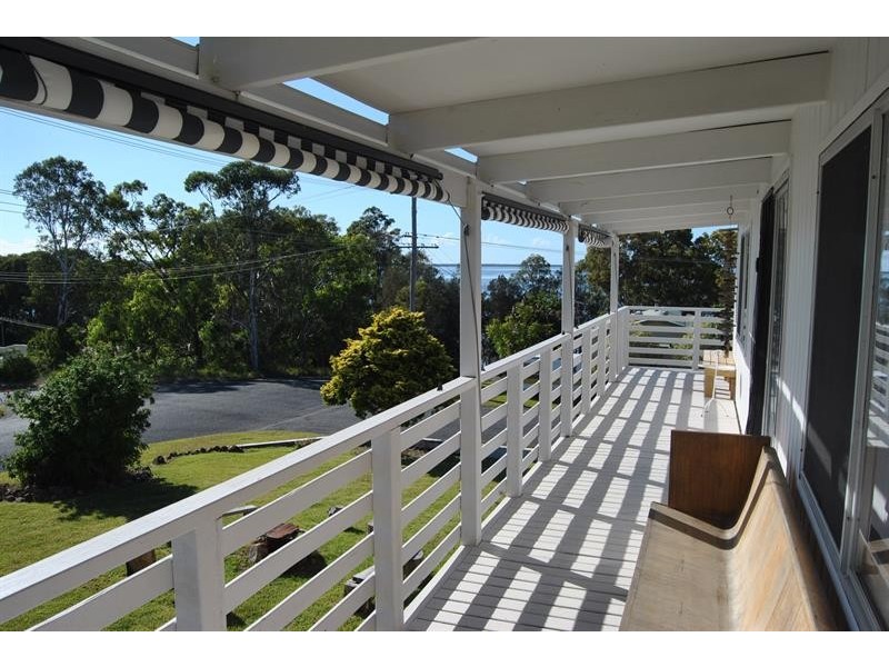 27 Coolangatta St, Coomba Park NSW 2428