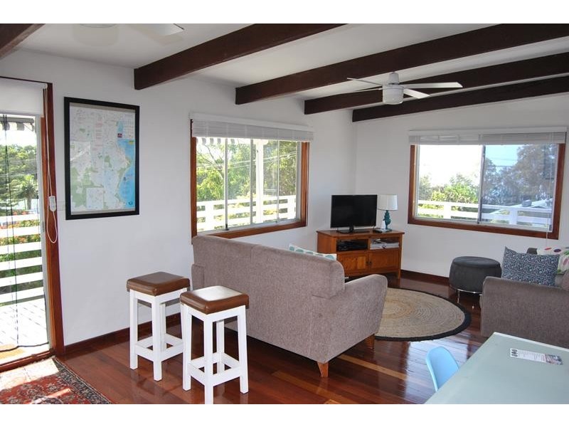 27 Coolangatta St, Coomba Park NSW 2428