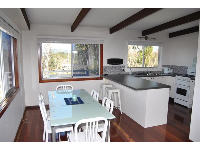 27 Coolangatta St, Coomba Park NSW 2428