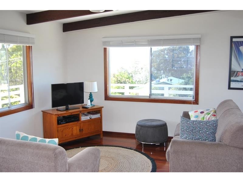 27 Coolangatta St, Coomba Park NSW 2428