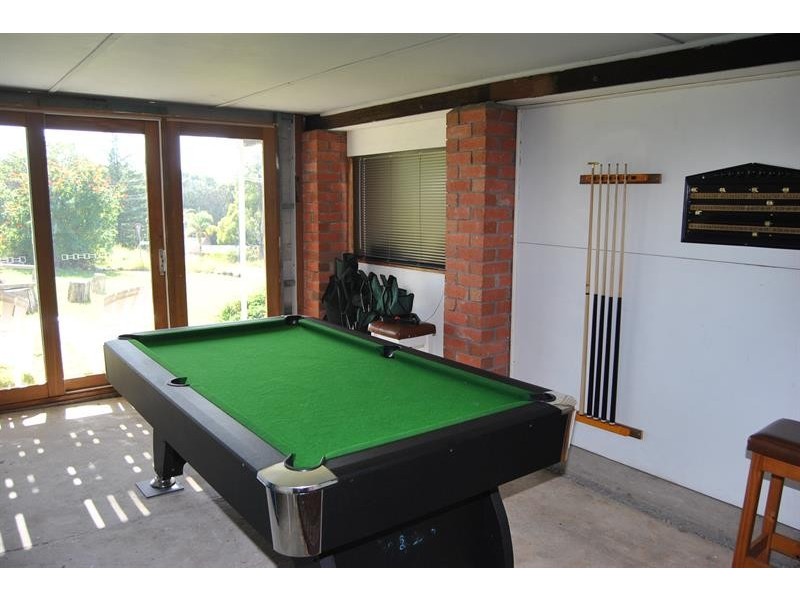 27 Coolangatta St, Coomba Park NSW 2428