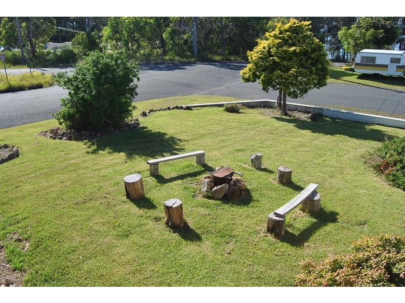 27 Coolangatta St, Coomba Park NSW 2428