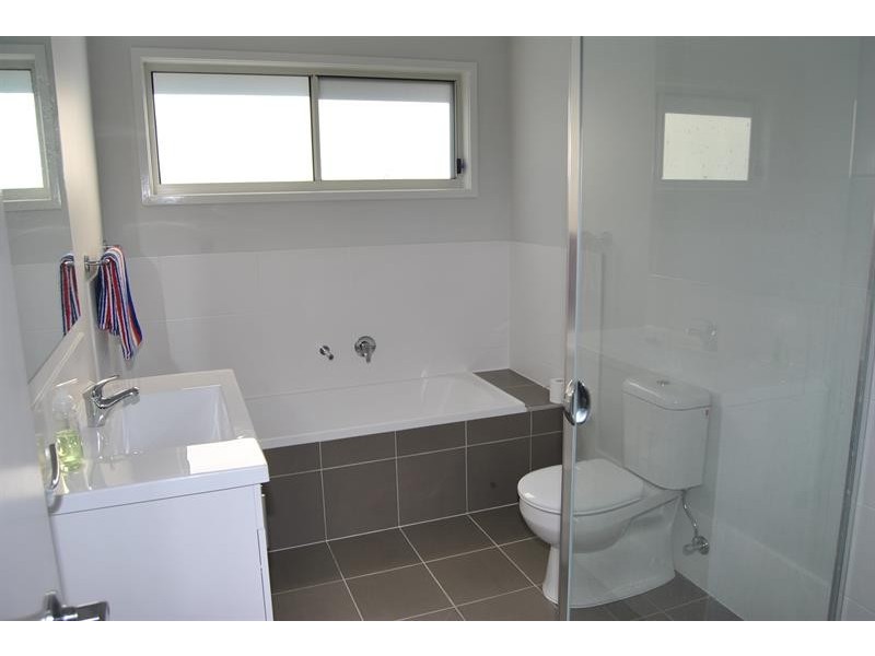 27 Wangaree Street, Coomba Park NSW 2428