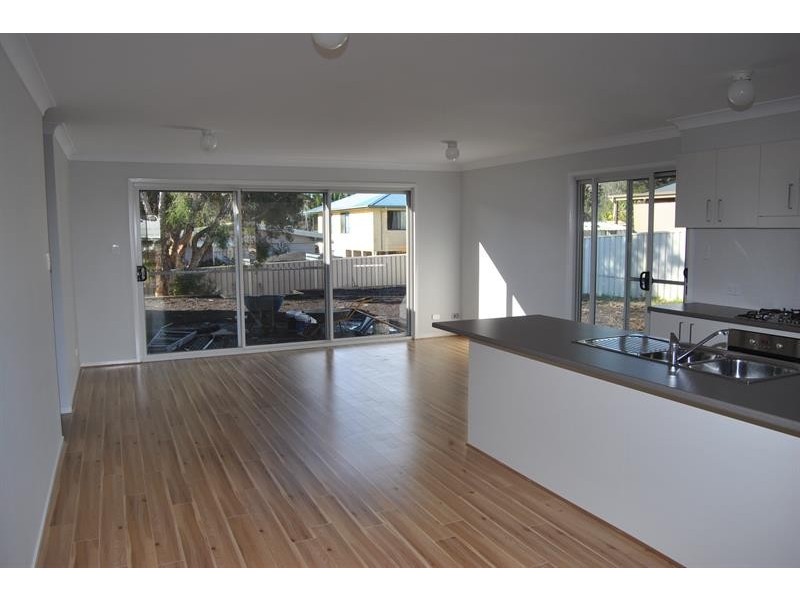 27 Wangaree Street, Coomba Park NSW 2428