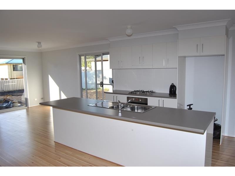 27 Wangaree Street, Coomba Park NSW 2428