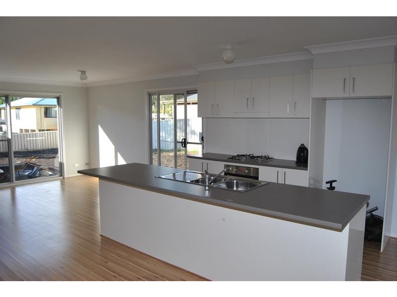 27 Wangaree Street, Coomba Park NSW 2428