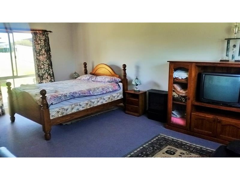 15 Moorooba Rd, Coomba Park NSW 2428
