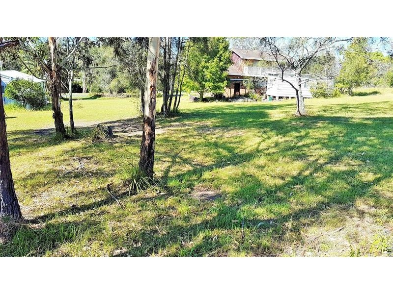 14 Burranjurra Ave, Coomba Park NSW 2428