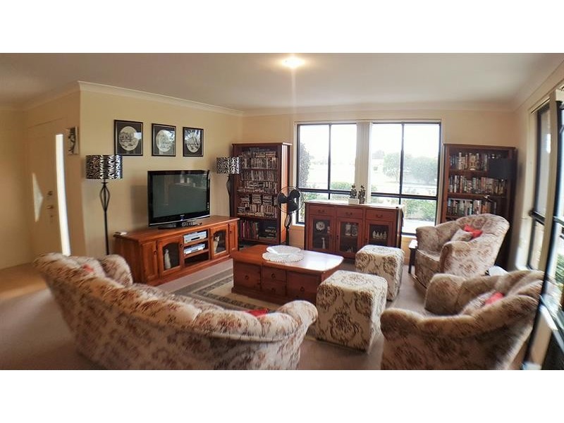 1/109 Myall Dr, Forster NSW 2428